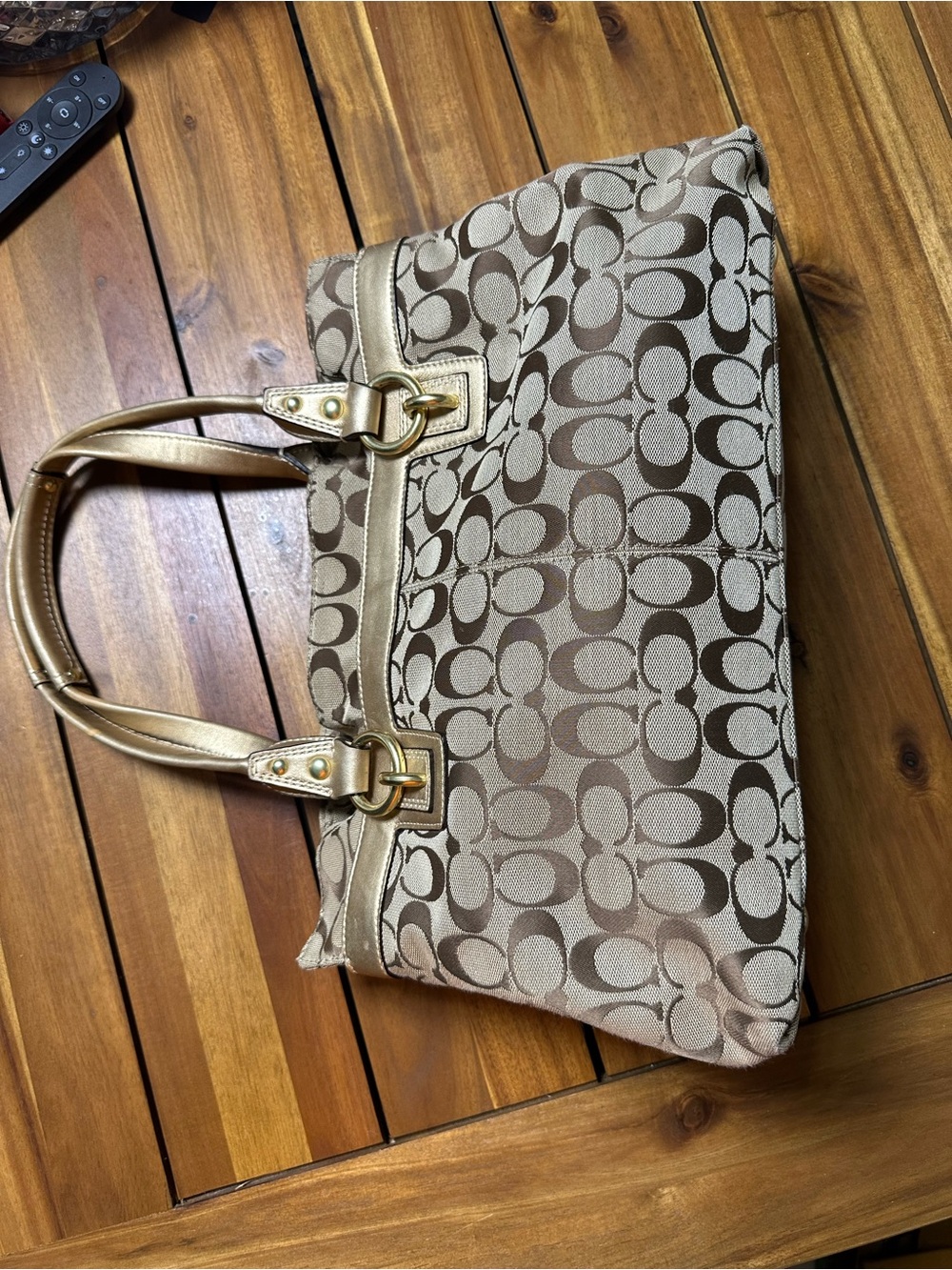 Coach Penelope Khaki/Tan Signature Jacquard Shoulder Bag F14692 - Picture 2 of 11